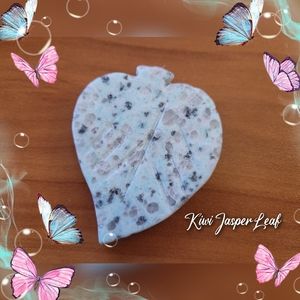 Kiwi Jasper Crystal Leaf